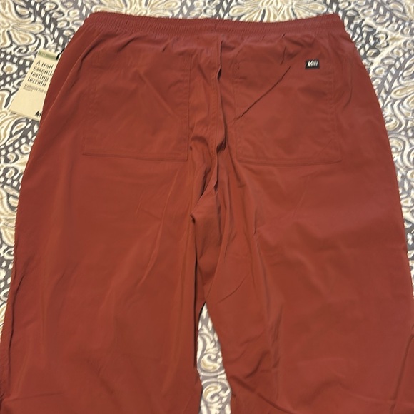 REI Trailmade Hiking Pants NWT Medium - Picture 4 of 5